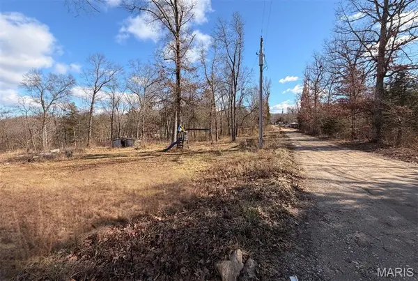 24231 Tranquil Oaks, Wright City, MO 63390