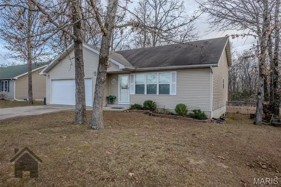 1402 Raspberry Drive, Lebanon, MO 65536 - Image #2