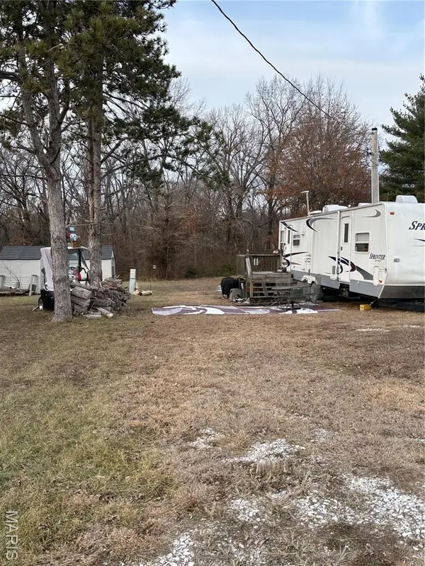 21169 Bunny Trail, Carlyle, IL 62231