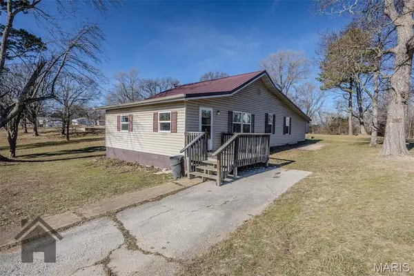 210 Hawkins Street, Crocker, MO 65452