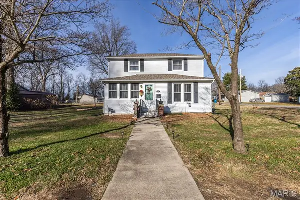 710 Sherman, Charleston, MO 63834