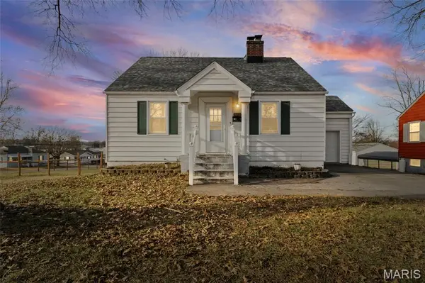 517 Austin Street, Ste Genevieve, MO 63670