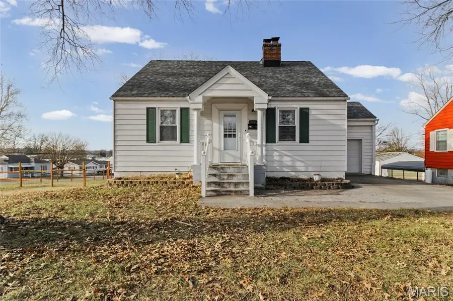 517 Austin Street, Ste Genevieve, MO 63670 - Image #2