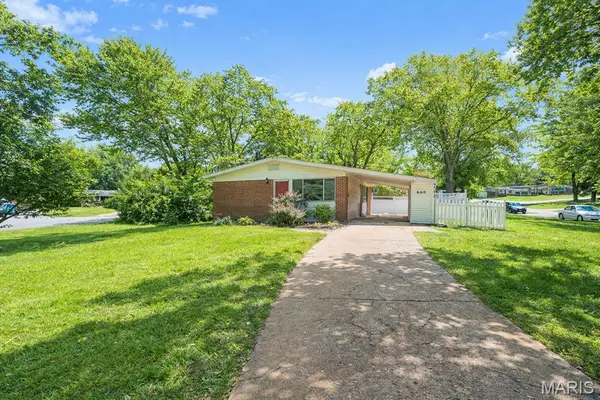660 Pimlico Drive, St Louis, MO 63033