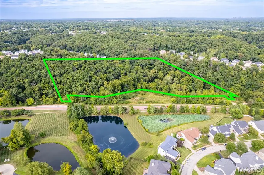 1110 Kiefer Creek Road, Ballwin, MO 63021 - Image #3