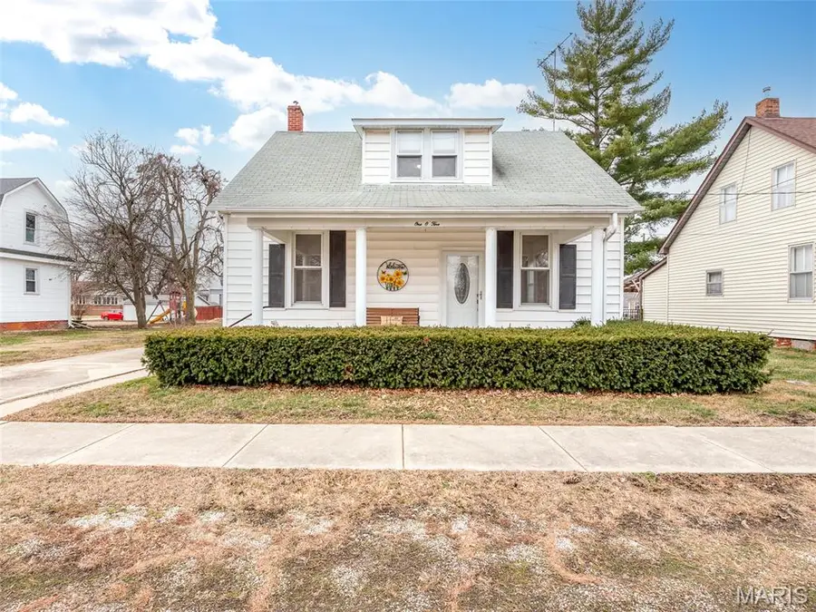 105 N 3rd Street, New Baden, IL 62265 - Image #2