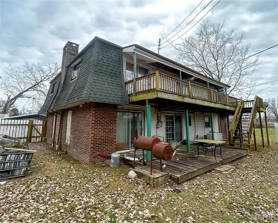 411 Elm Drive, East Saint Louis, IL 62203 - Image #2