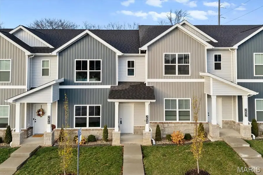 204 W State Street, Ofallon, IL 62269 - Image #2