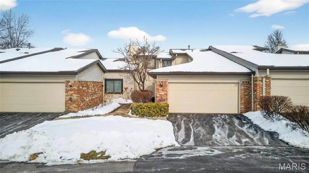 11523 Sandy View Drive, Saint Louis, MO 63146 - #1