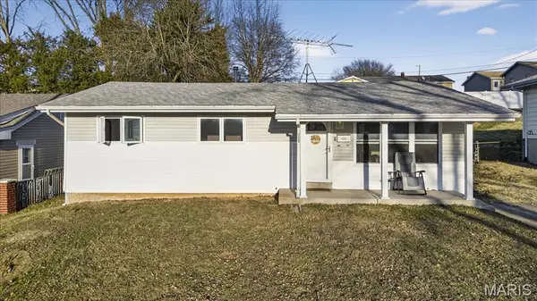 2534 Leonard Drive, St Charles, MO 63301