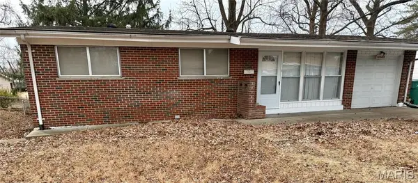10539 Monarch Drive, St Louis, MO 63136