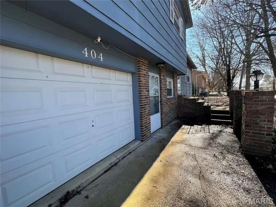 404 Fox Creek Road, Rolla, MO 65401 - #3