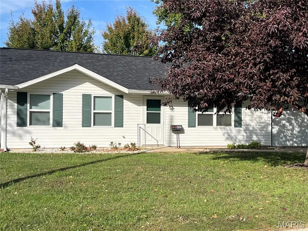 402 Willow Drive, Ofallon, IL 62269 - Image #1