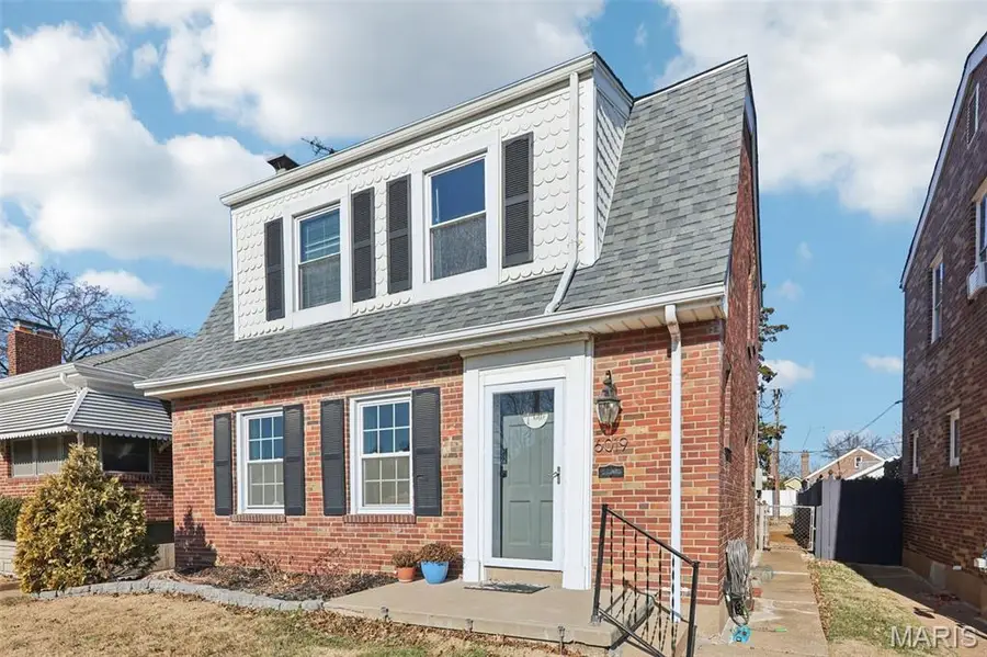 6019 Potomac Street, Saint Louis, MO 63139 - Image #2