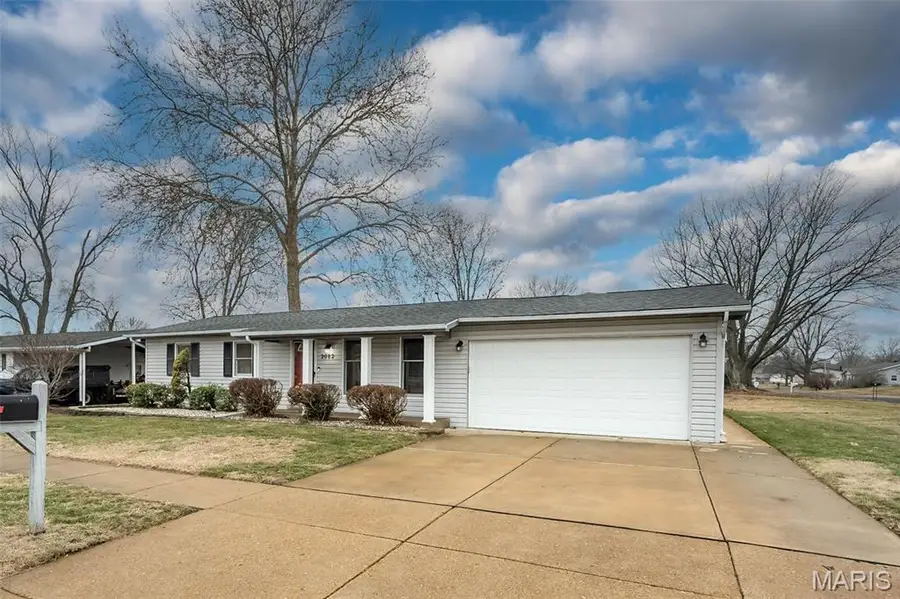 2082 Marrisa Drive, Florissant, MO 63031 - Image #3