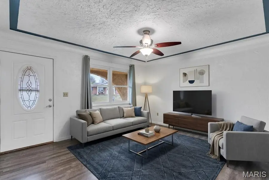 934 Silverstone Drive, Saint Charles, MO 63303 - Image #3