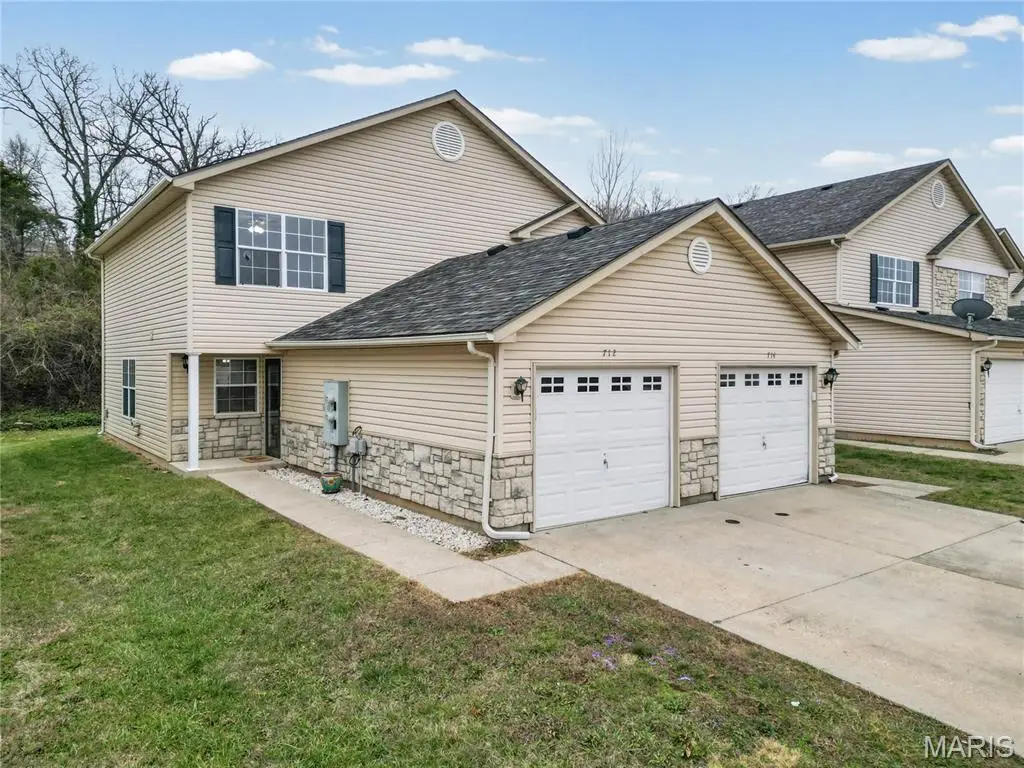 712 Woodside Creek Drive, Festus, MO 63028 - Image #1