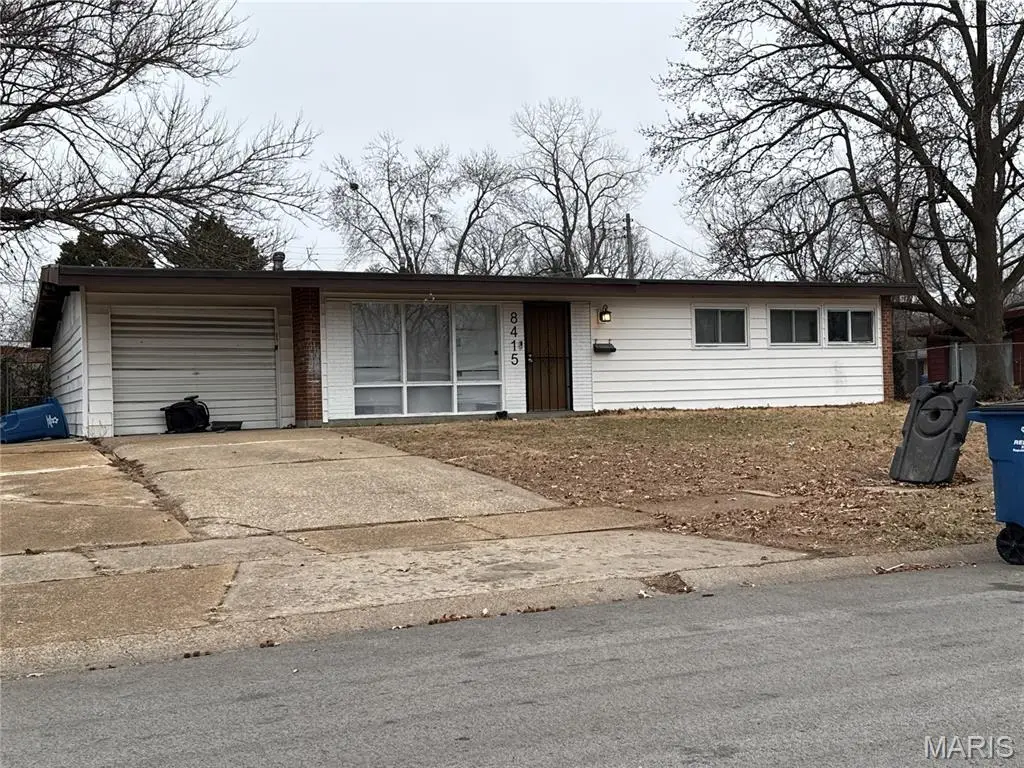 8415 Buckthorn Drive, Berkeley, MO 63134 - Image #1
