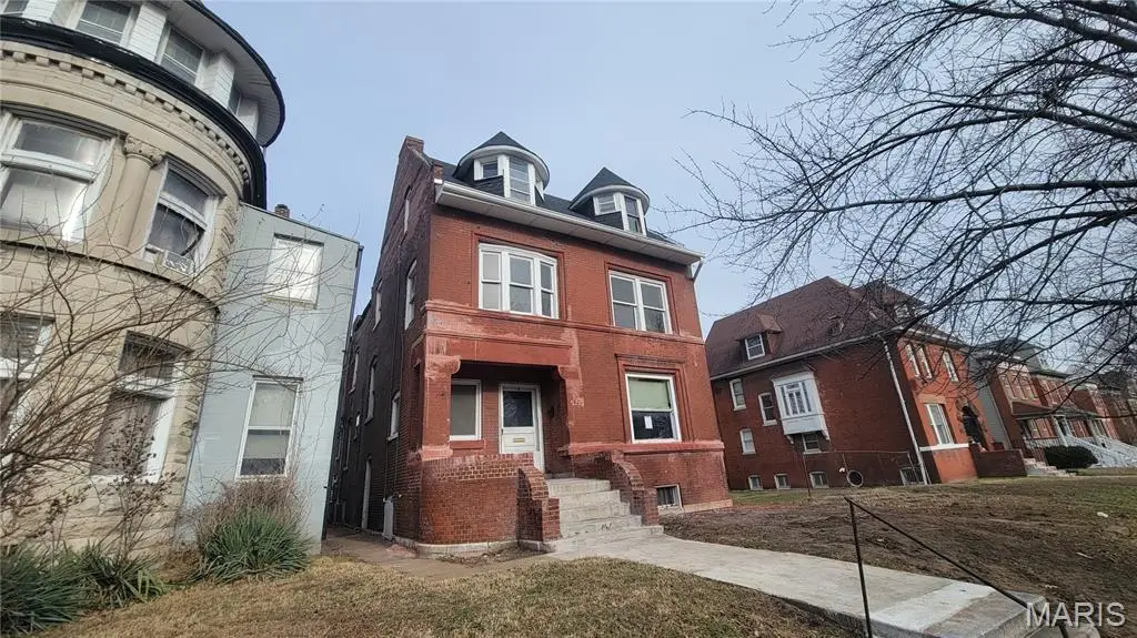 4253 Westminster Place, Saint Louis, MO 63108 - #1