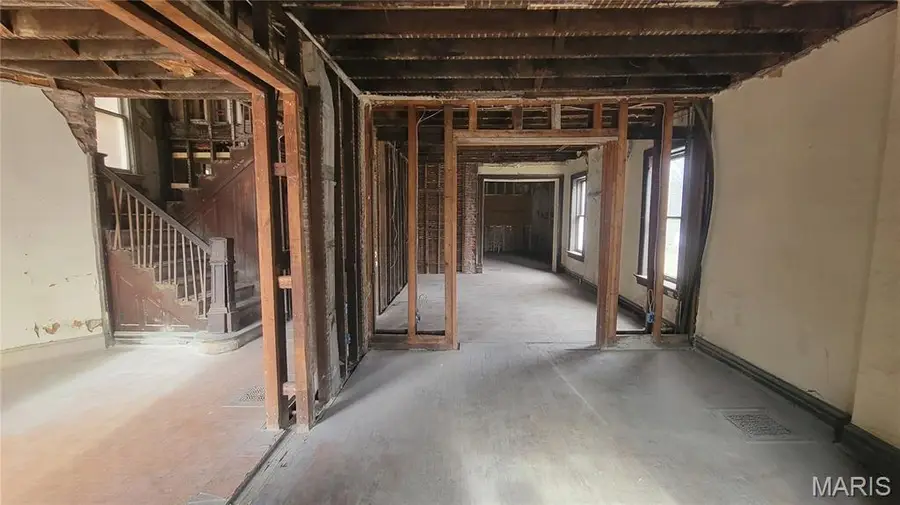 4253 Westminster Place, Saint Louis, MO 63108 - #2