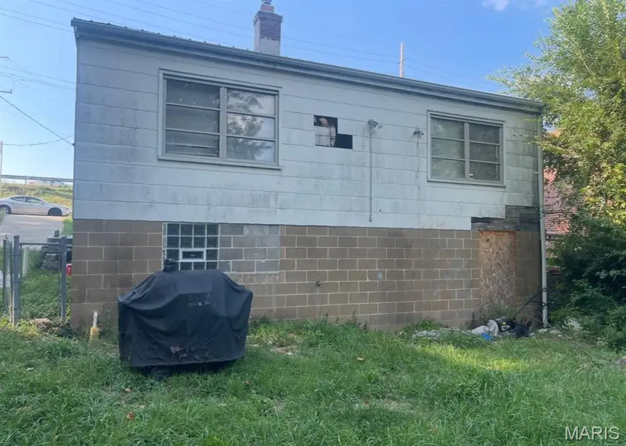 8320 Lucas And Hunt Road, Saint Louis, MO 63136 - Image #2