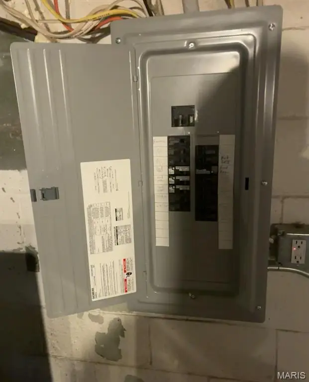 8320 Lucas And Hunt Road, Saint Louis, MO 63136 - Image #3