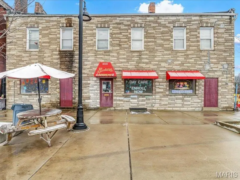 8035 N Broadway, Saint Louis, MO 63147 - Image #1