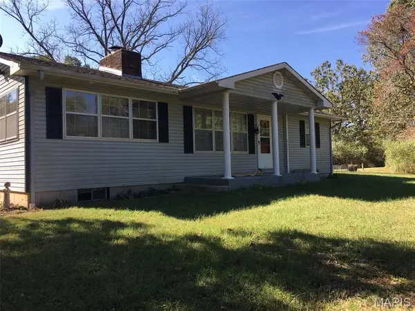 1466 Highway Pp, Cuba, MO 65453