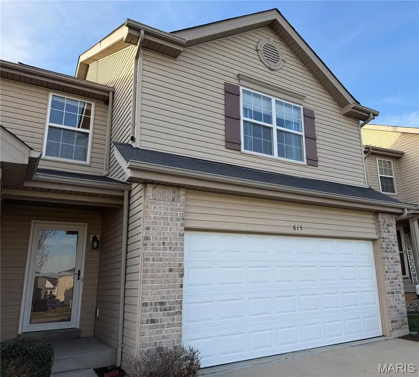 615 Country Heights Drive, Lake Saint Louis, MO 63367 - Image #2