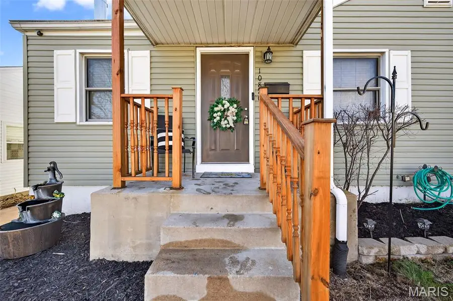 10820 Saint Francis Lane, Saint Ann, MO 63074 - Image #2