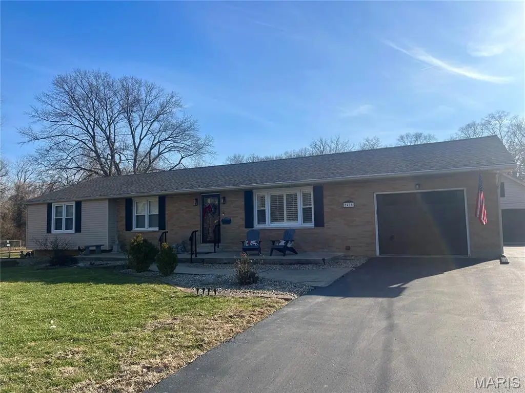 2425 Gayle Avenue, Alton, IL 62002 - Image #1