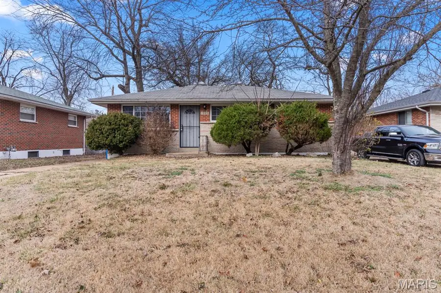 1223 Reale Avenue, Saint Louis, MO 63138 - Image #2
