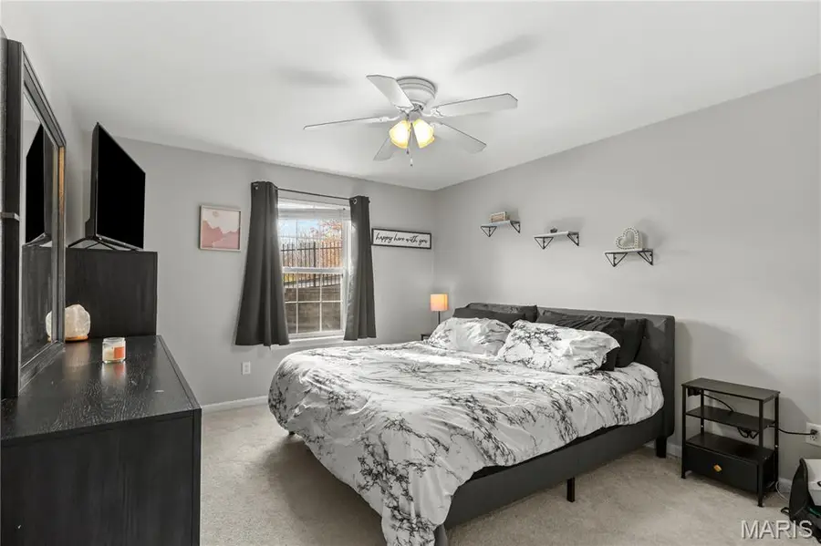 412 Saravalle Drive, Saint Peters, MO 63376 - Image #3