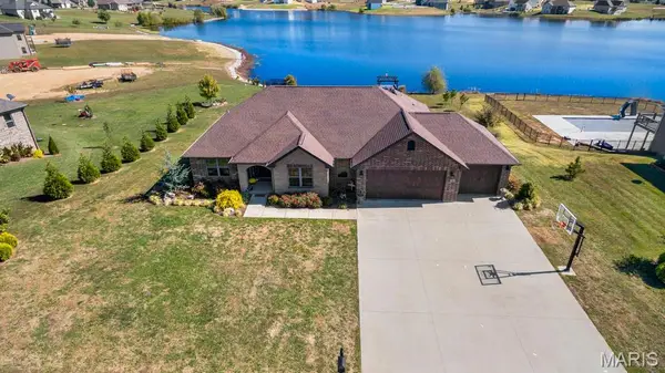 430 Lakeview Crossing, Cape Girardeau, MO 63701