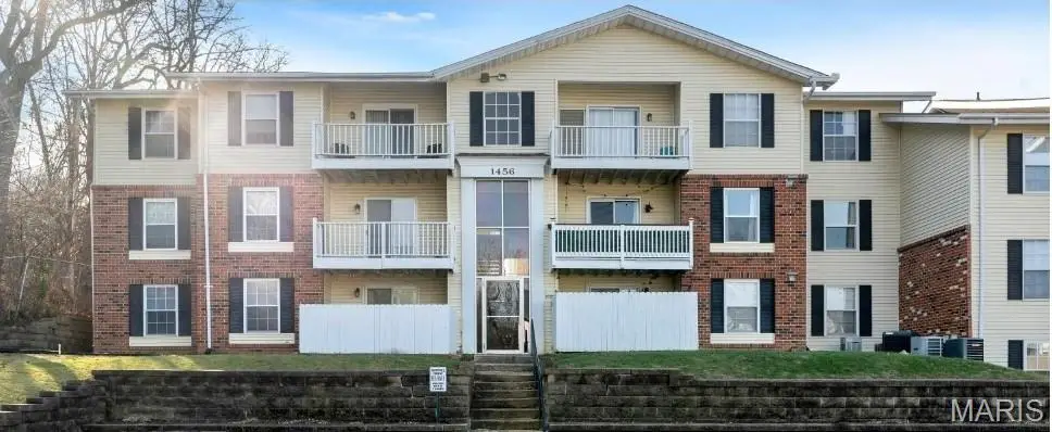 1456 Hawks Nest Court #F, Saint Charles, MO 63303 - Image #1