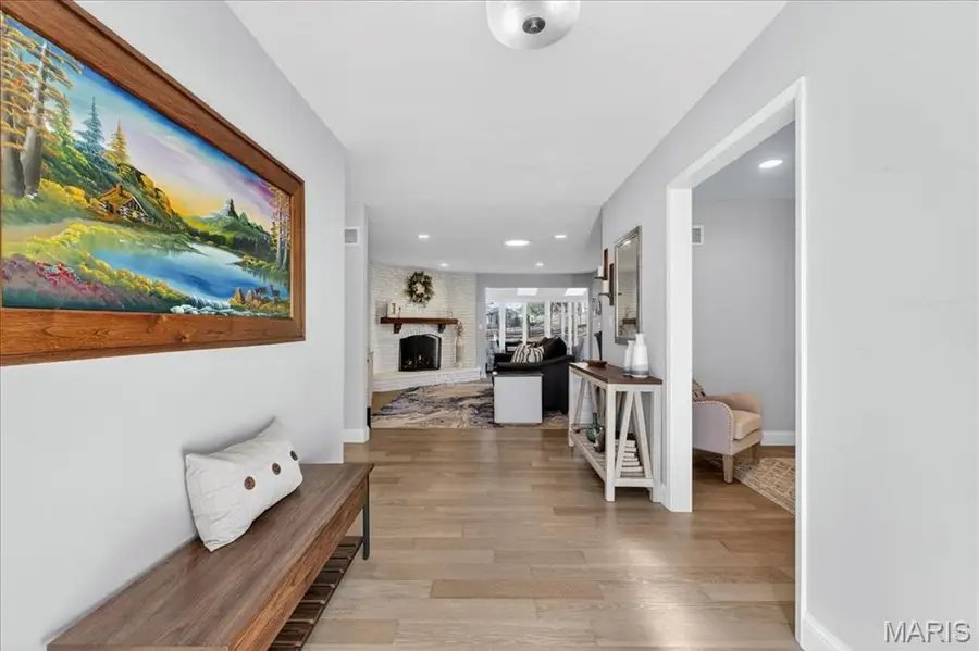 309 Wildbrier Drive, Ballwin, MO 63011 - Image #3