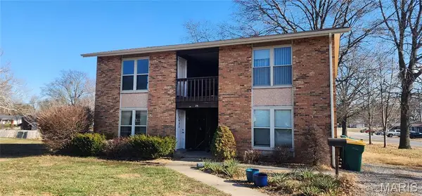 25 Blackburn Manor, Millstadt, IL 62260
