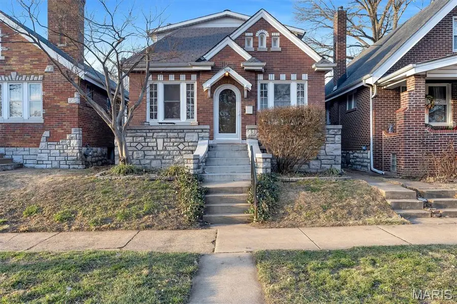 6021 Leona Street, Saint Louis, MO 63116 - Image #2