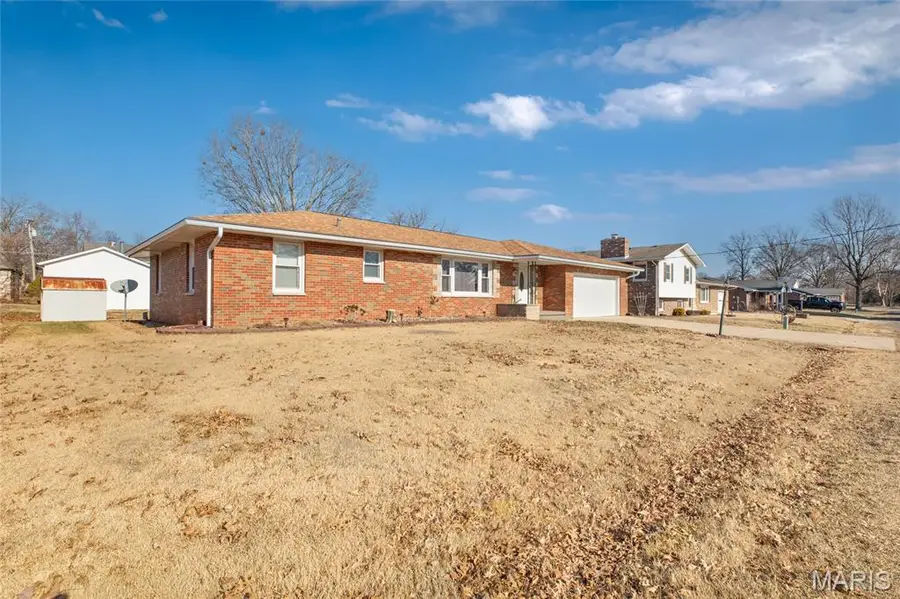 107 Park, Brighton, IL 62012 - Image #2