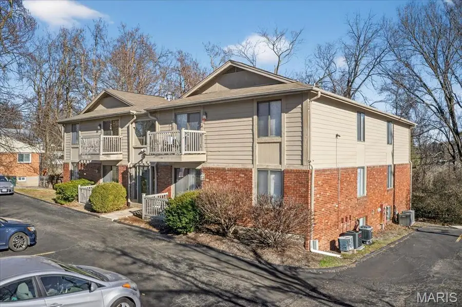1104 Mariedale Court #C, Saint Louis, MO 63122 - Image #2