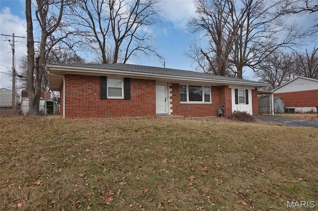 13 Birch Drive, Belleville, IL 62223 - Image #1