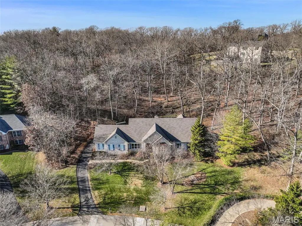 9515 Country Club Green, Saint Louis, MO 63127 - Image #1