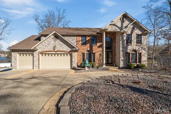 9895 E Vista Drive, Hillsboro, MO 63050