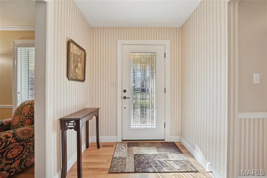 1047 Camargo Drive, Ballwin, MO 63011 - Image #2