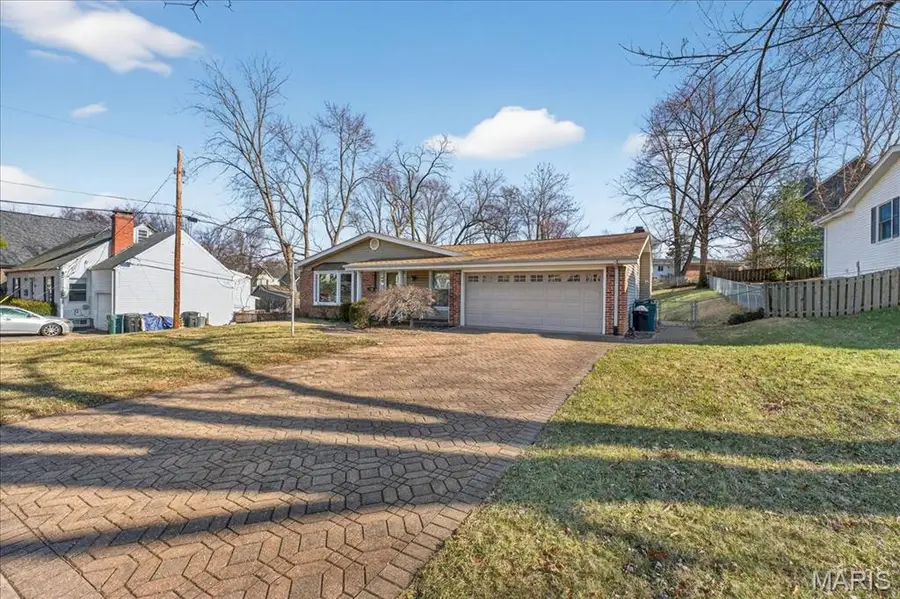 910 Dickson Street, Saint Louis, MO 63122 - Image #3