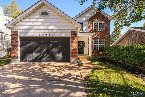 1356 N Berry Road, St Louis, MO 63122