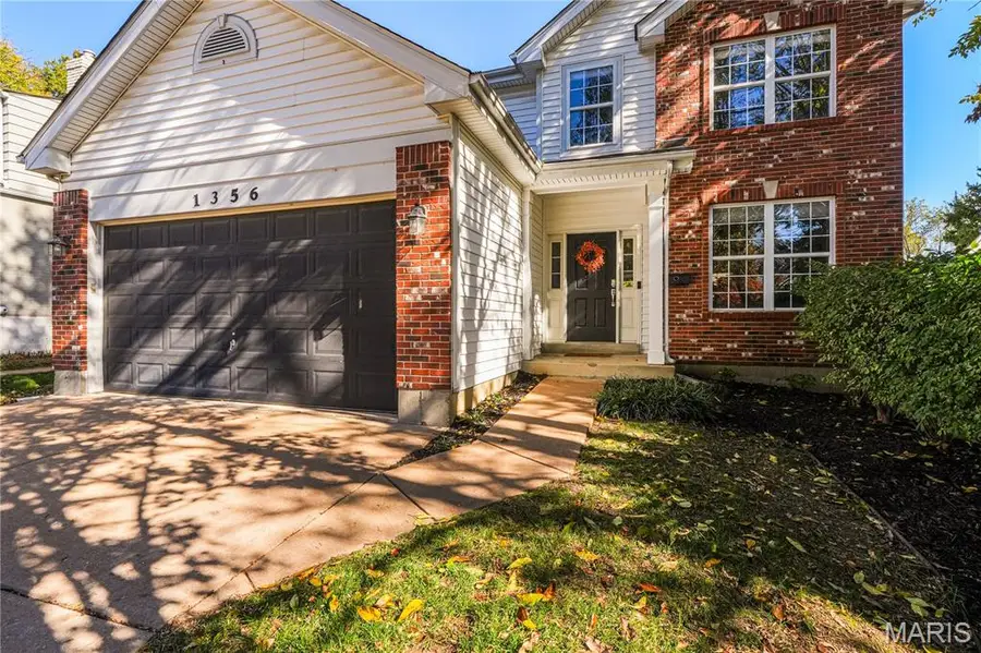 1356 N Berry Road, Saint Louis, MO 63122 - Image #2