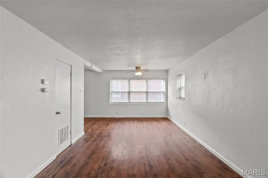 3752 Chippewa Street, Saint Louis, MO 63116 - Image #3