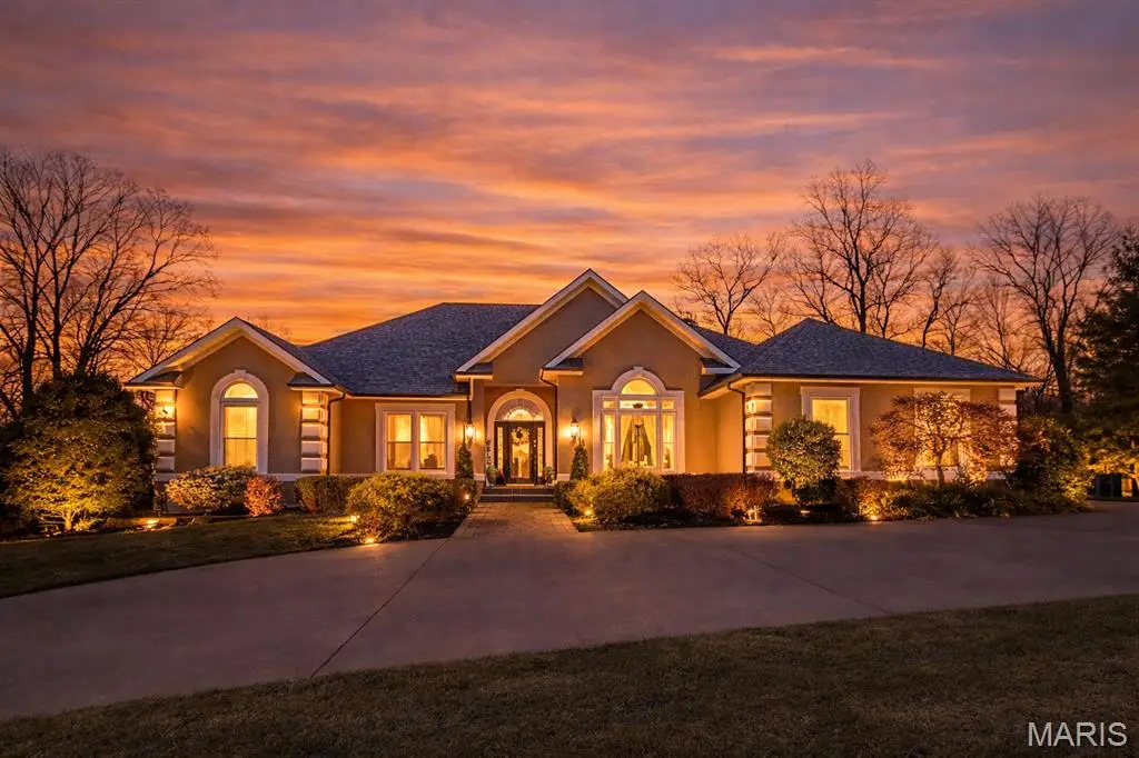 444 Windwood Lake Dr, Cape Girardeau, MO 63701 - Image #1