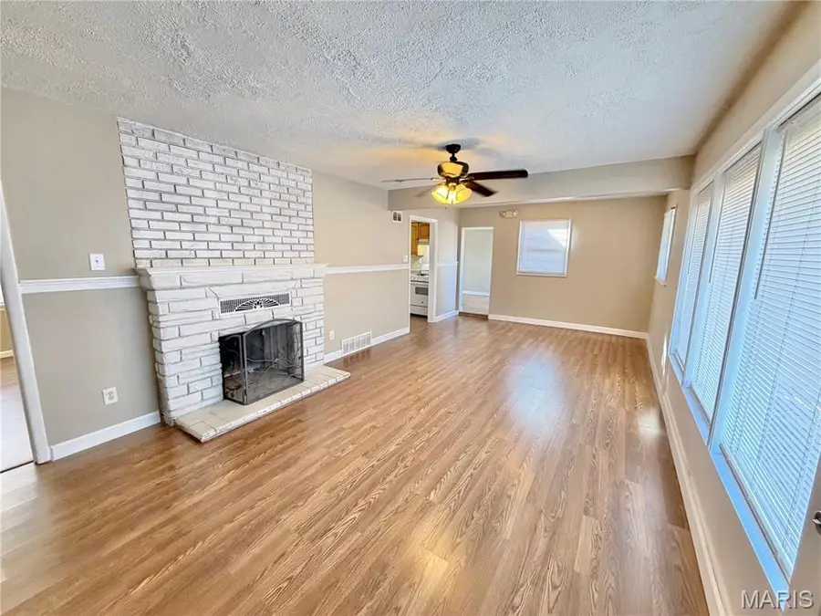 110 De Smet Drive, Florissant, MO 63031 - Image #2